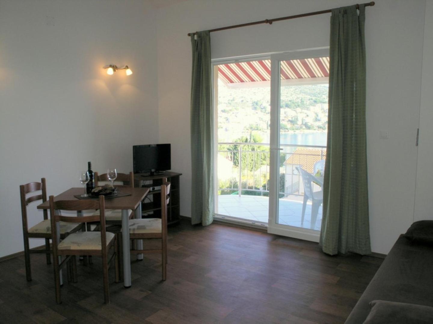 Apartments Aurelius - Relaxing With Gorgeous View تروغير المظهر الخارجي الصورة