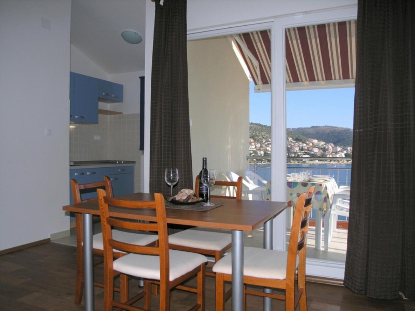 Apartments Aurelius - Relaxing With Gorgeous View تروغير المظهر الخارجي الصورة