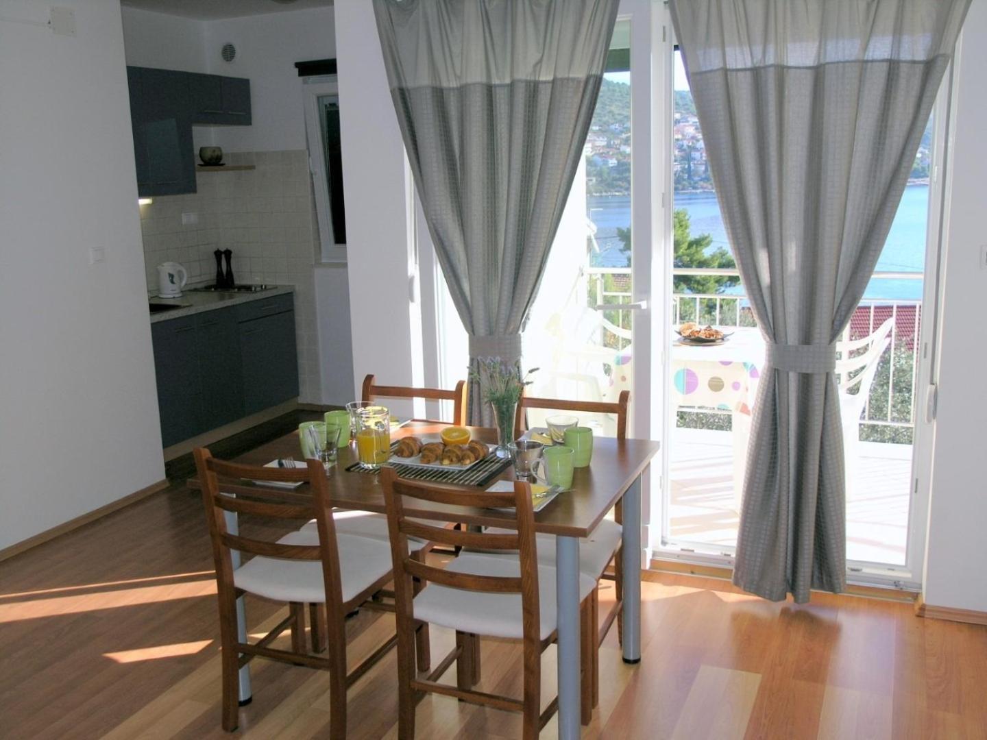 Apartments Aurelius - Relaxing With Gorgeous View تروغير المظهر الخارجي الصورة