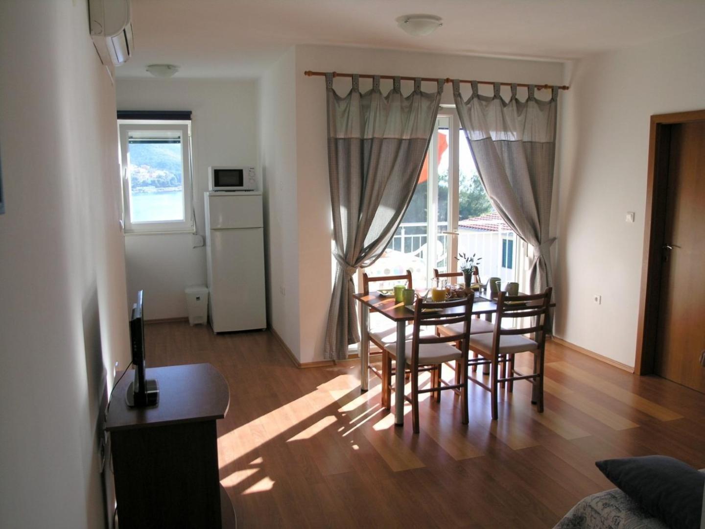 Apartments Aurelius - Relaxing With Gorgeous View تروغير المظهر الخارجي الصورة